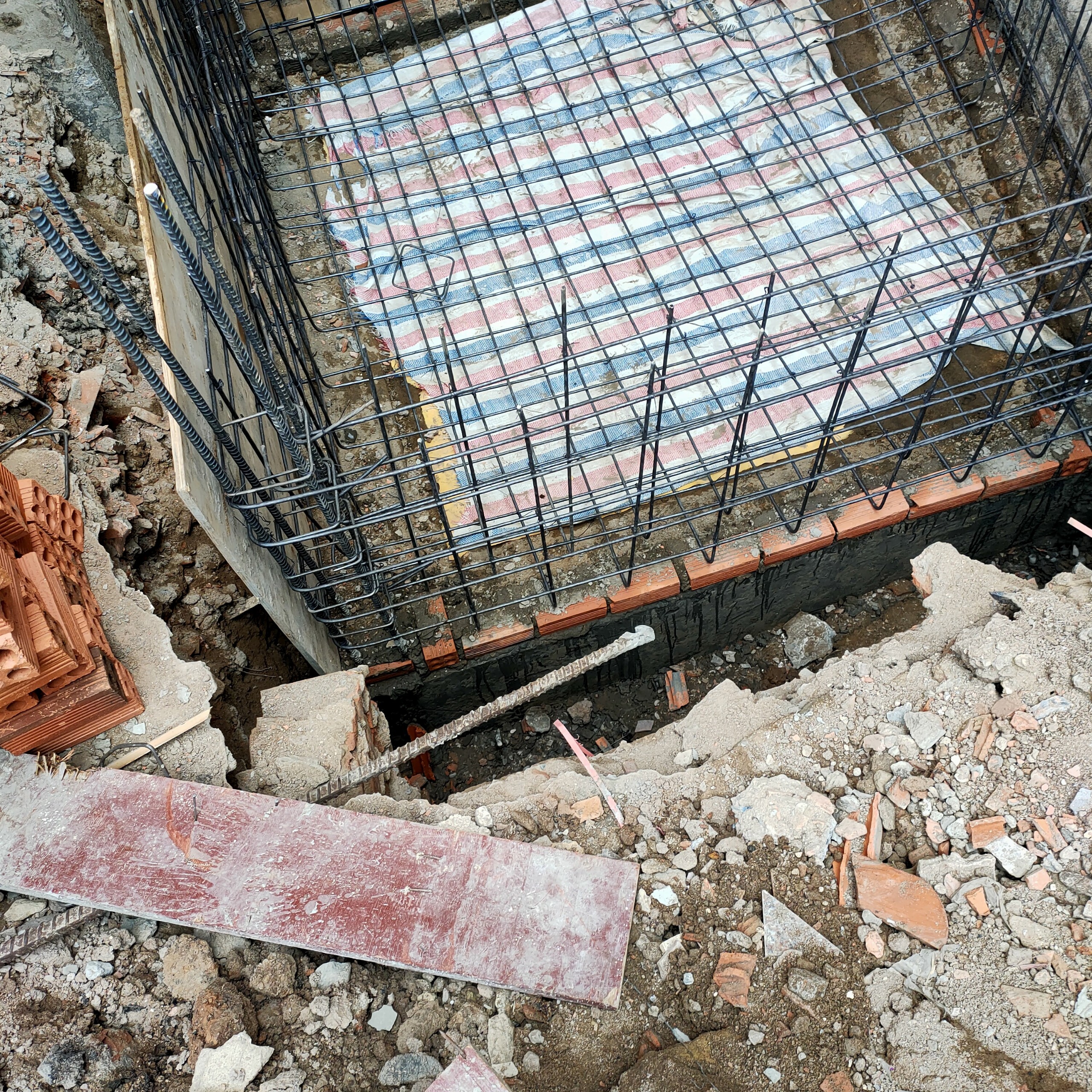 tu van lap dat  thang may cho nha cai tao tai so 42 3  duong la xuan oai tp  thu duc