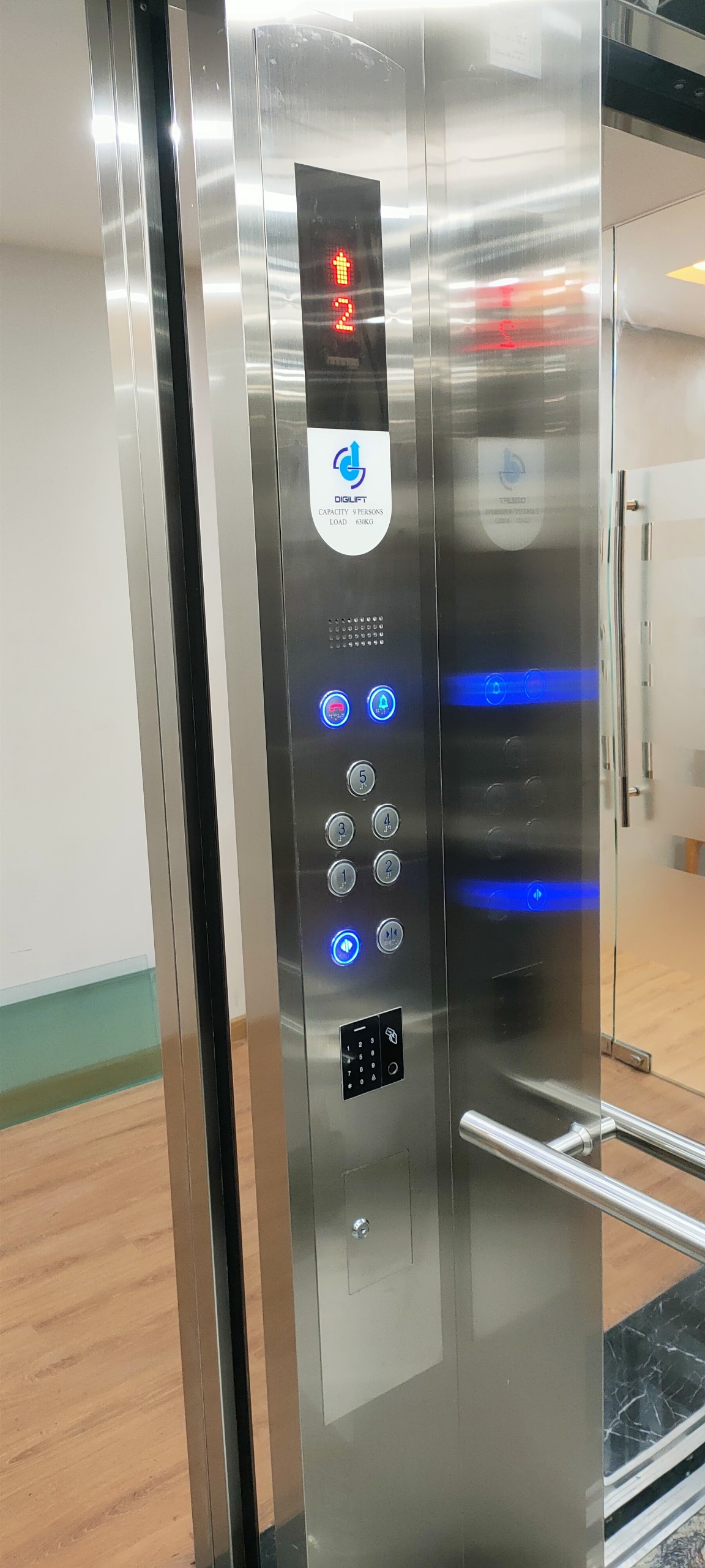 lap dat ban giao thang may  tu cai tao ho thang 5stop cong ty luat tnhh hang luat thanh nam quan 7 hcm